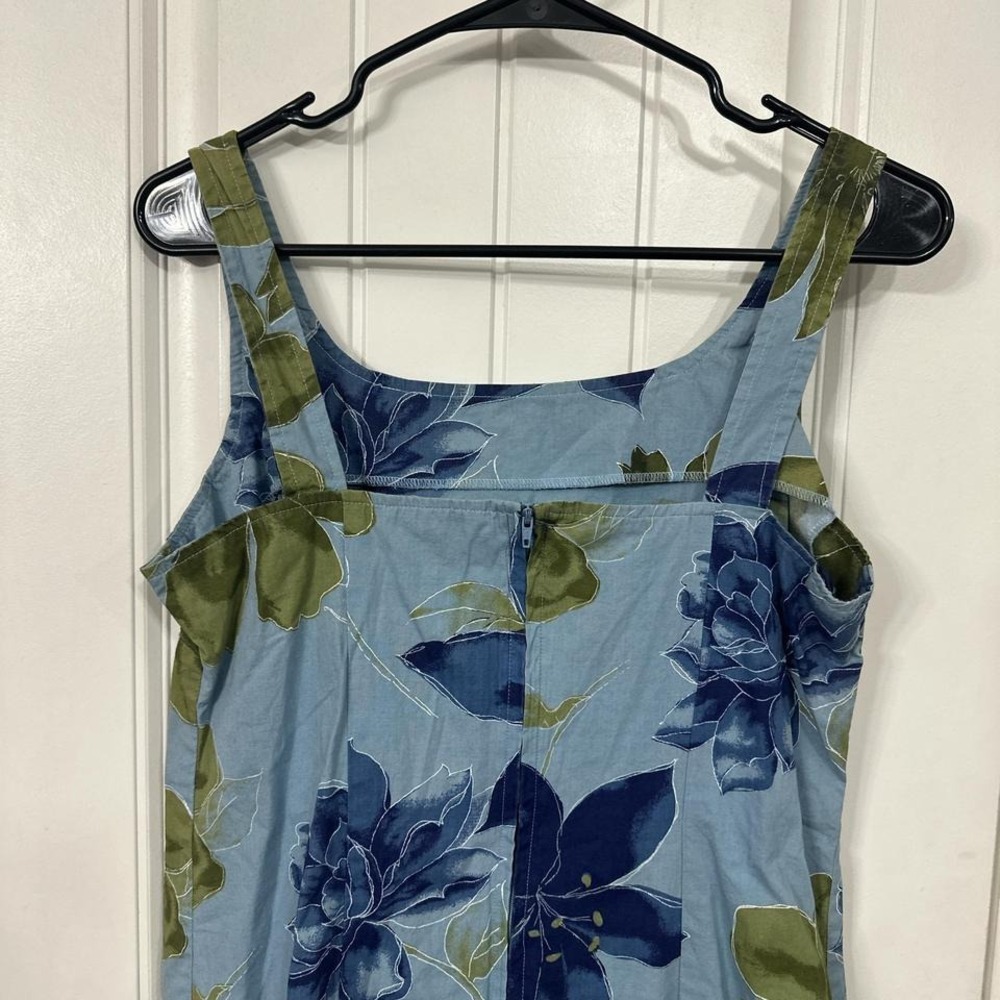 Blue tropical floral midi dress size medium. - Picture 5 of 8